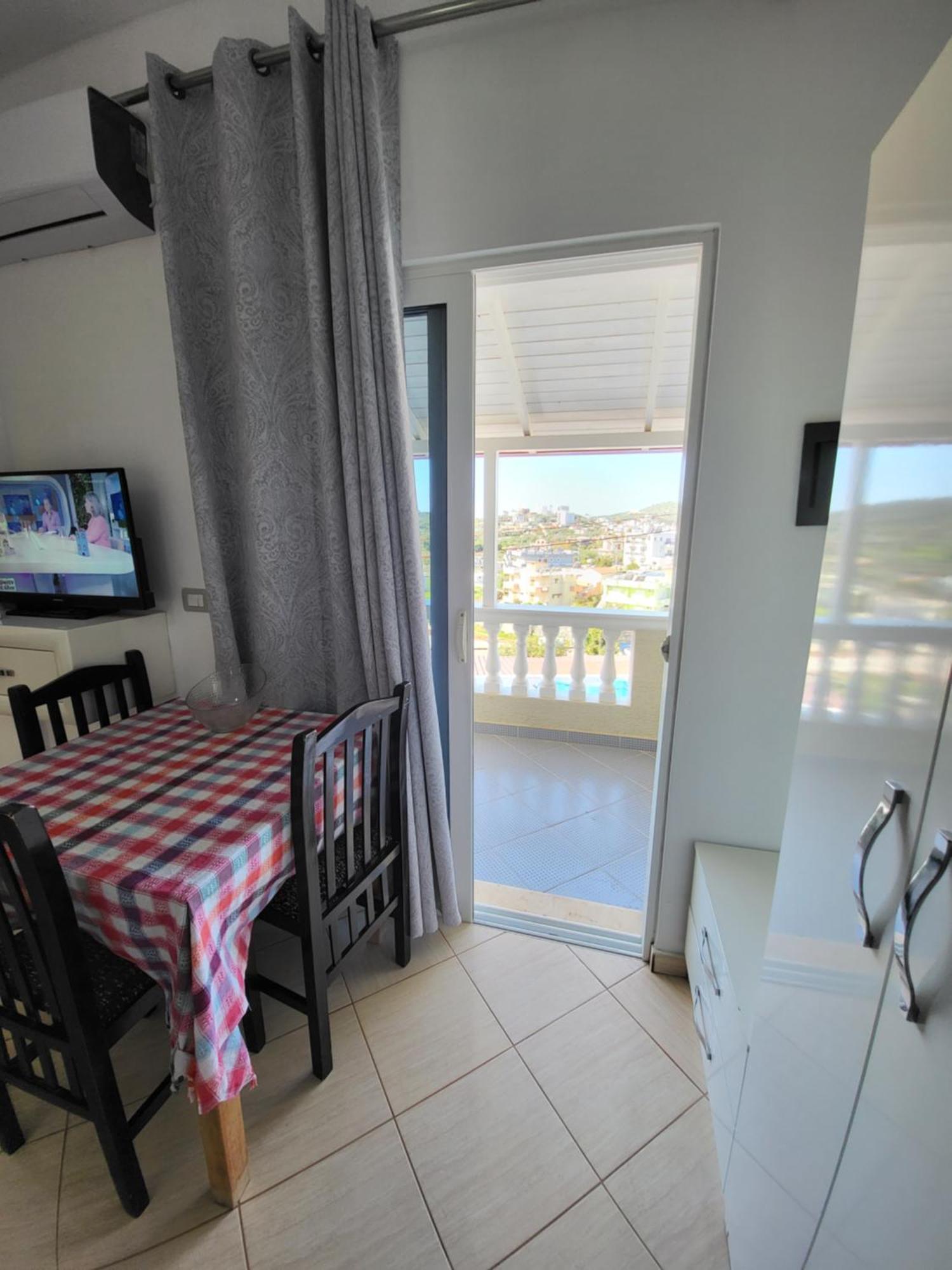קסאמיל Villa Sarti חדר תמונה