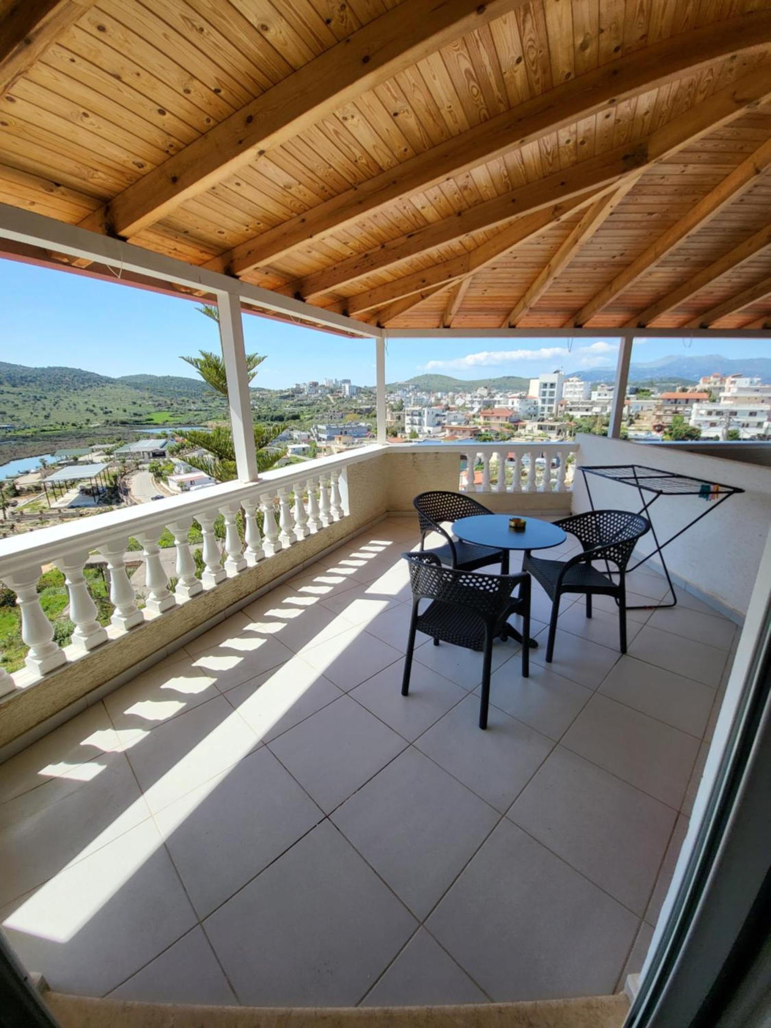 קסאמיל Villa Sarti חדר תמונה